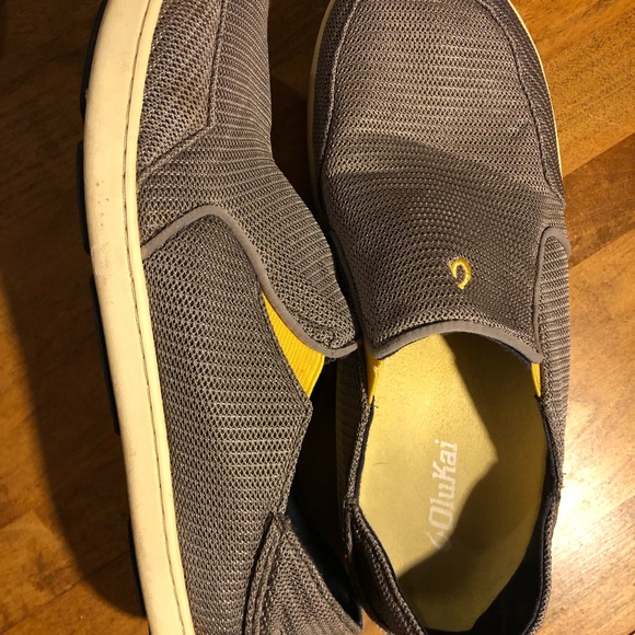 OLUKAI slip on shoes. Mens 9 UK 42. Mocha gray with yellow tabs. - Picture 4 of 8